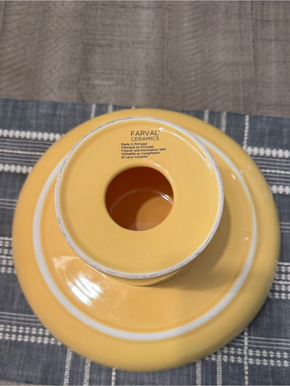 Farval Ceramic Pedestal Plate. - Picture 4 of 5